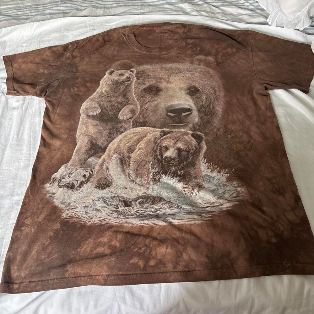 The Mountain Grizzly Bear Nature Graphic Tee oversized Brown tie dye USA men XL
